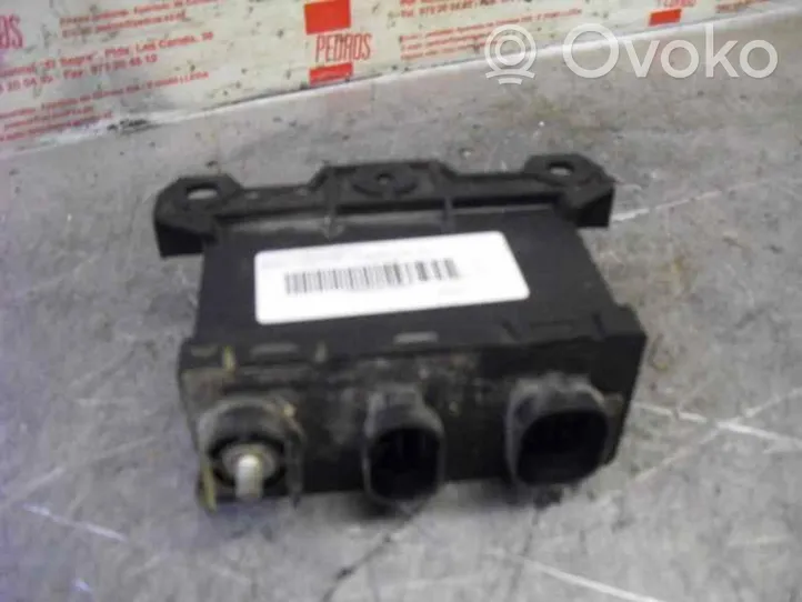 Renault Clio I Glow plug pre-heat relay 7700790579