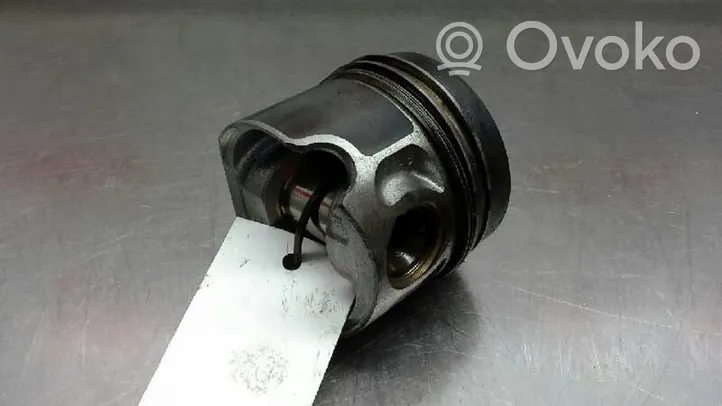 Volkswagen Passat Alltrack Piston 