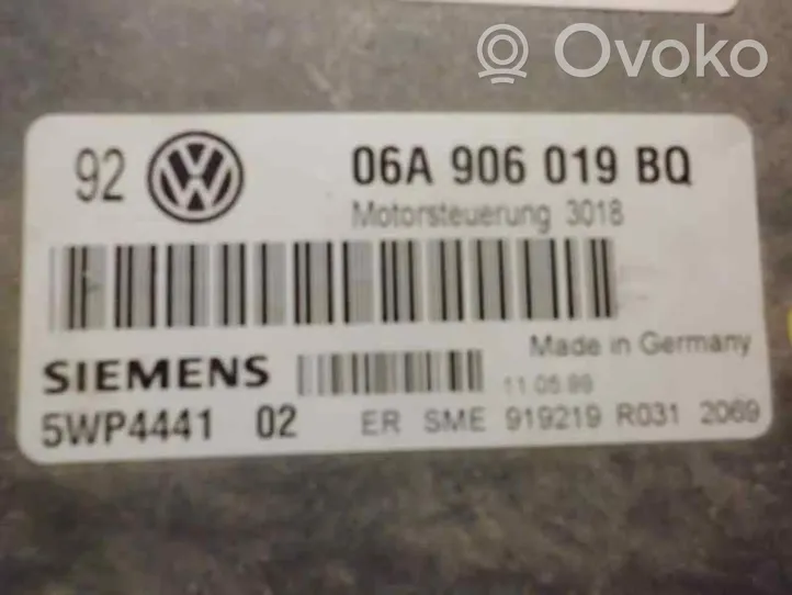 Volkswagen Golf SportWagen Calculateur moteur ECU 5WP4441