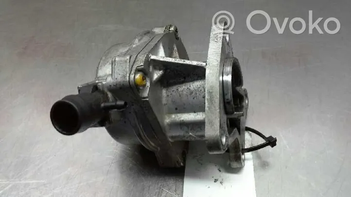 Renault Laguna I Vacuum pump 7211722200