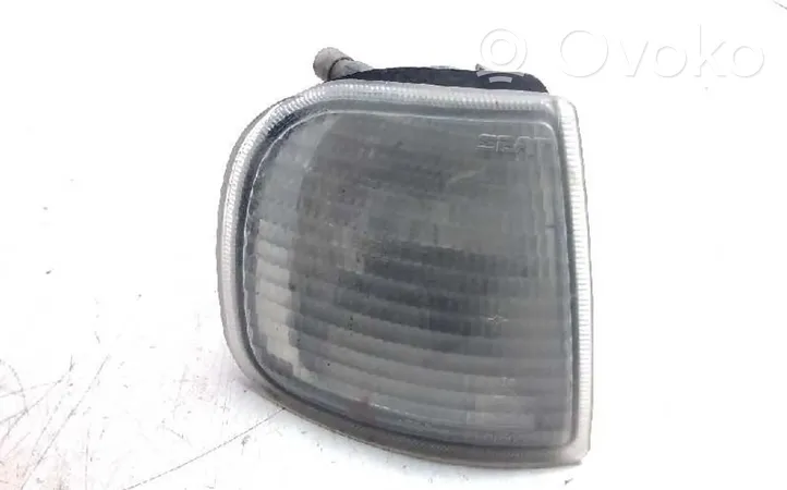 Seat Inca (6k) Kierunkowskaz przedni 6K5953050A