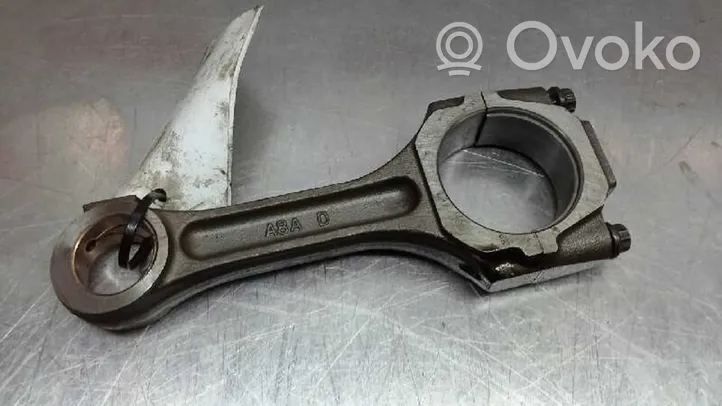 Hyundai Accent Connecting rod/conrod 