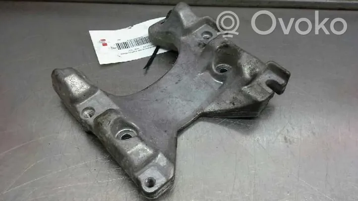 Audi A6 S6 C4 4A Staffa di montaggio del compressore dell’A/C 078260835D