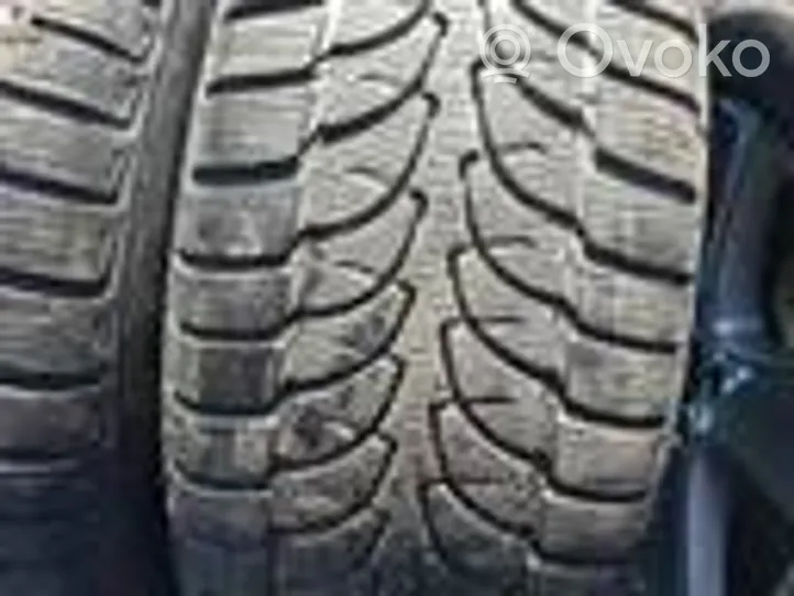 BMW X5 E70 R18 C winter tire 