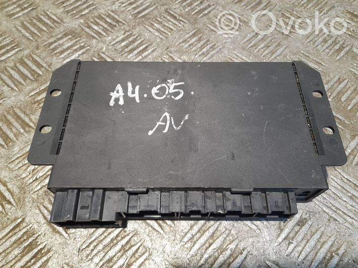 Audi A4 S4 B7 8E 8H Comfort/convenience module 8E0959433BM