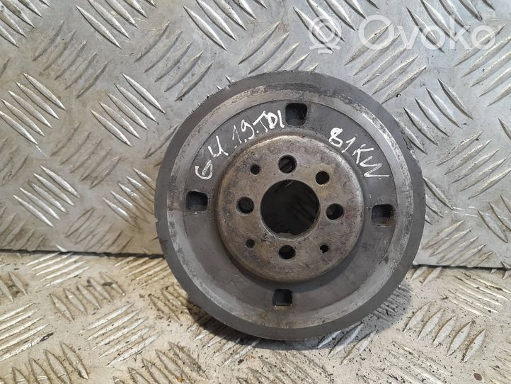 Volkswagen Golf IV Crankshaft pulley 038105243