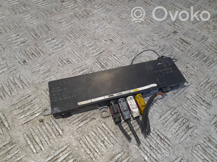 Audi A6 Allroad C6 Amplificateur d'antenne 4F9035225D