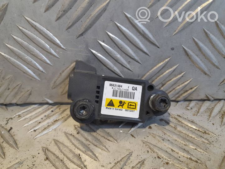 Opel Antara Sensore d’urto/d'impatto apertura airbag 96631484