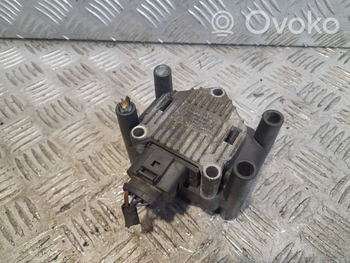 Skoda Fabia Mk2 (5J) Module d'allumage 032905106E