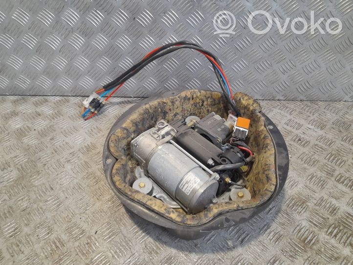 BMW X5 E53 Compressore/pompa sospensioni pneumatiche 37221092349