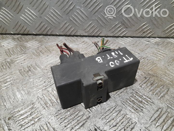 Audi TT Mk1 Relé del ventilador del refrigerador 1J0919506K