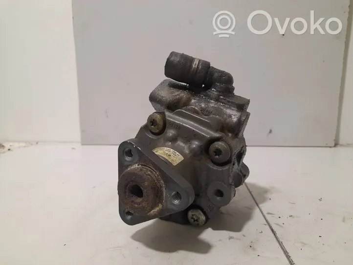 Audi A6 S6 C6 4F Vairo stiprintuvo siurblys 4F0145156H