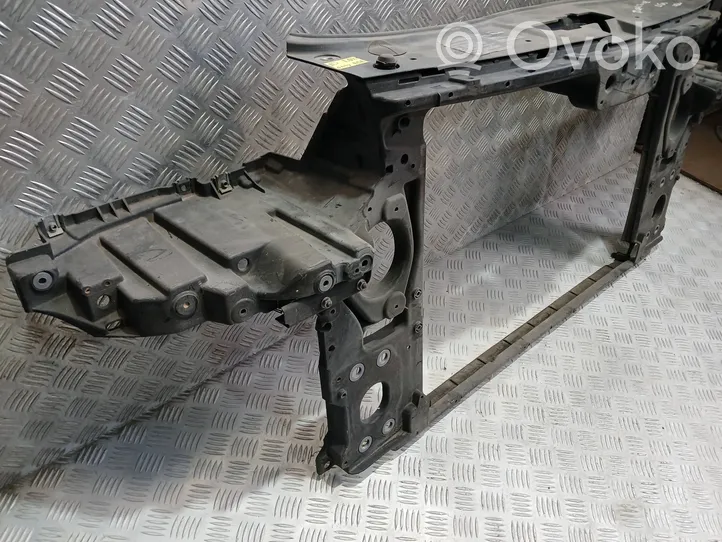 Volkswagen Touareg I Radiator support slam panel 7M3010207