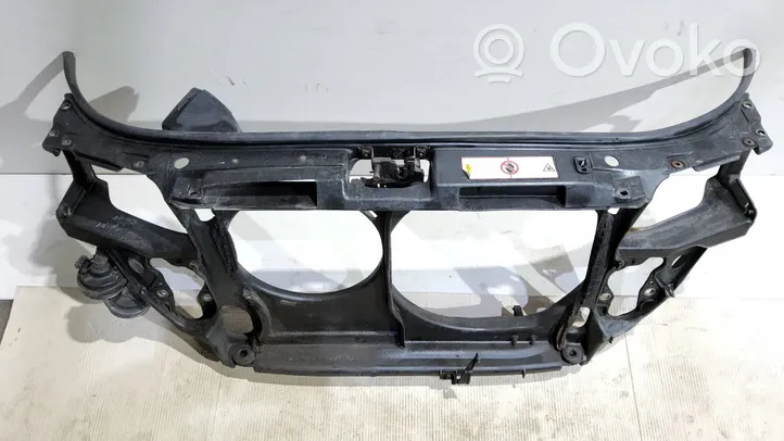 Audi A4 S4 B5 8D Support de radiateur sur cadre face avant 4A0010114S