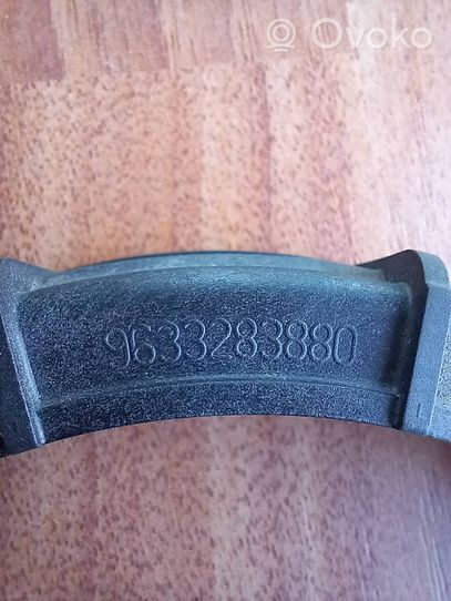 Citroen C4 II Picasso Bague de verrouillage pour réservoir de carburant 9633283880