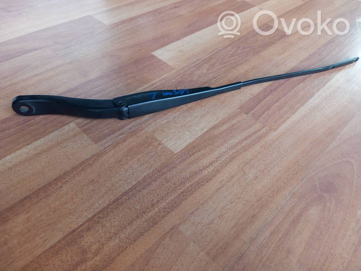 Dacia Logan II Front wiper blade arm 288865045R