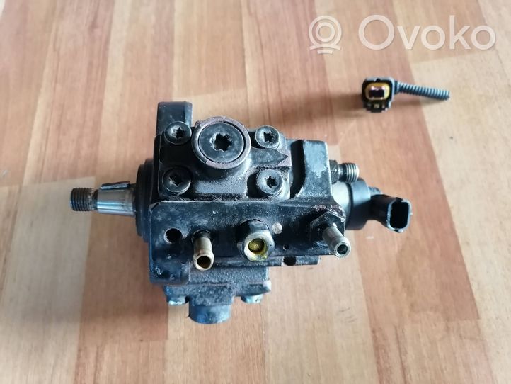 Opel Vectra C Pompa ad alta pressione dell’impianto di iniezione 0445010128