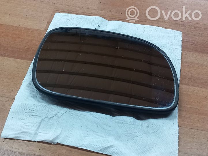 Chrysler Voyager Wing mirror glass HEGH0028K