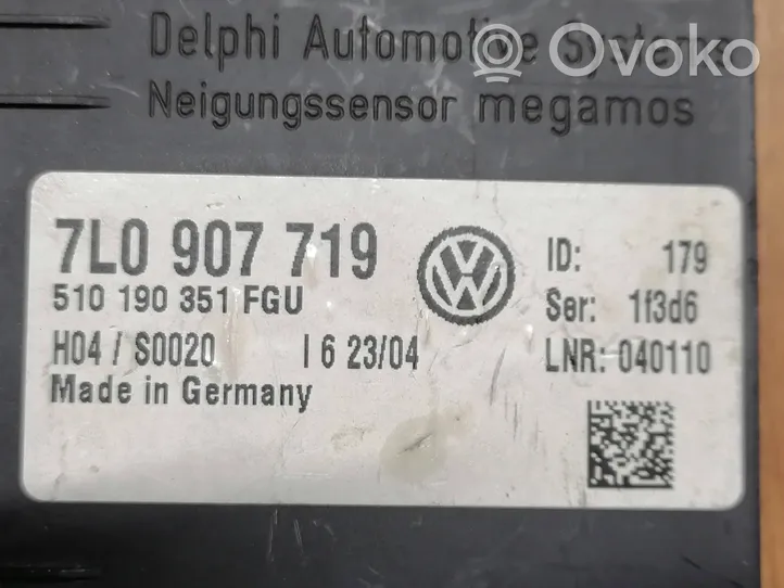 Volkswagen Touareg I Boîtier module alarme 7L0907719