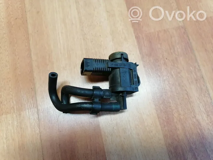 Volkswagen Touareg I Turbo solenoid valve 1J0906283C