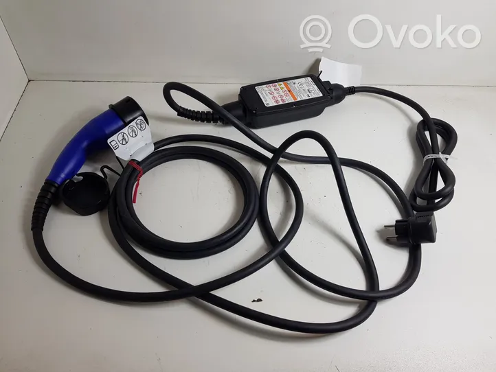 Toyota RAV 4 (XA50) Câble de recharge voiture électrique G906047451