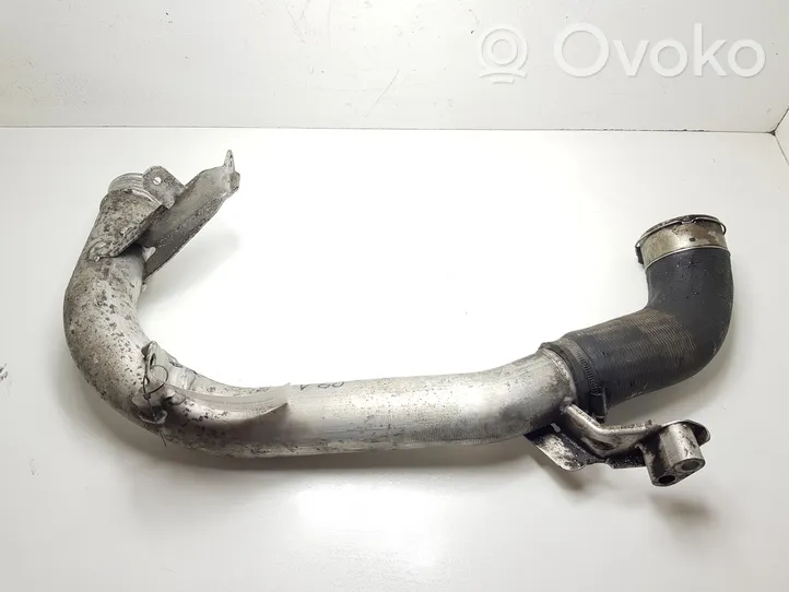 Volvo V60 Tube d'admission de tuyau de refroidisseur intermédiaire 31370288