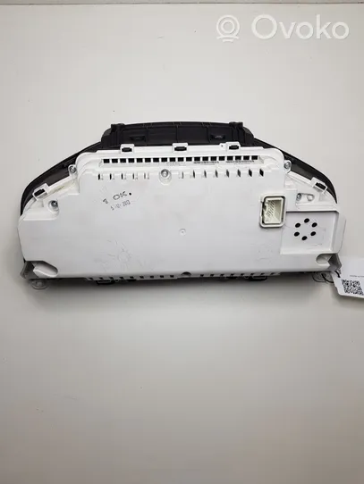 Volvo V60 Speedometer (instrument cluster) 31412534