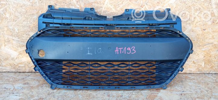 Hyundai i10 Maskownica / Grill / Atrapa górna chłodnicy 86569-B9000