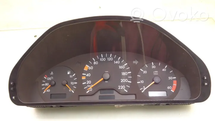 Mercedes-Benz C W202 Compteur de vitesse tableau de bord 2025402148