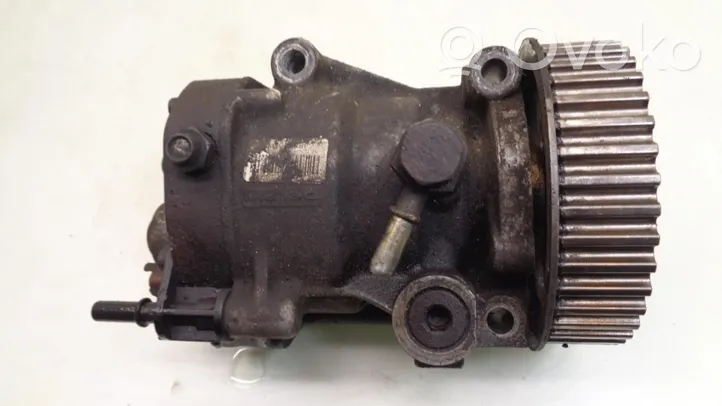 Renault Clio II Fuel injection high pressure pump 8200423059A