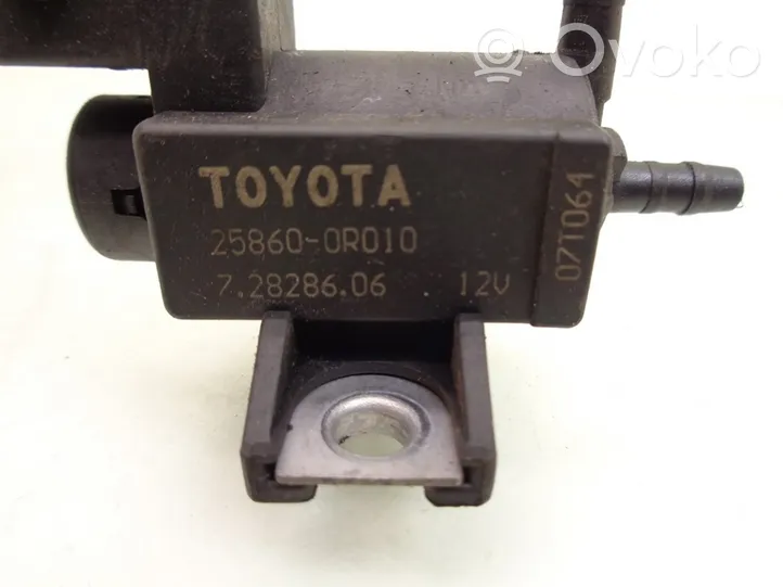 Toyota Auris 150 Turboahtimen magneettiventtiili 25860-0R010