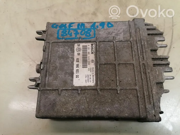 Volkswagen Golf III Unité de commande, module ECU de moteur 028906021GG