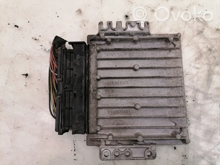 Renault Scenic I Unité de commande, module ECU de moteur S118301104A