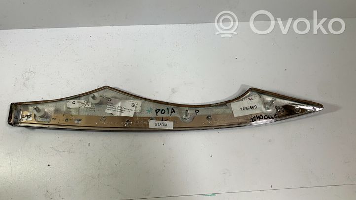 Mercedes-Benz E W211 Rivestimento della portiera posteriore A2117300422