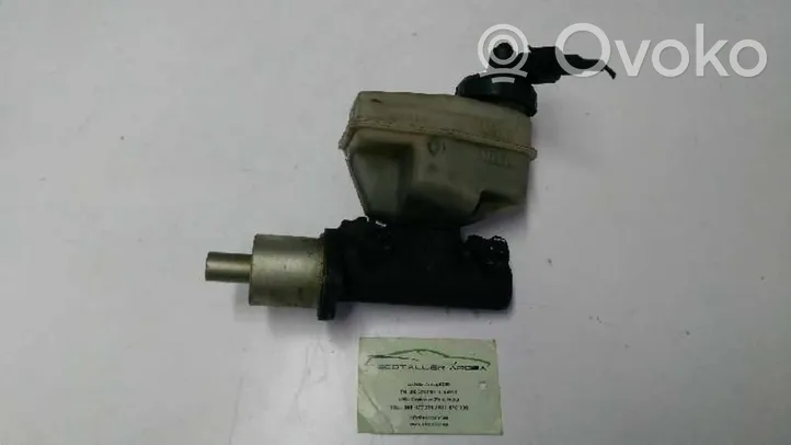 Renault 19 Główny cylinder hamulca 7700818830