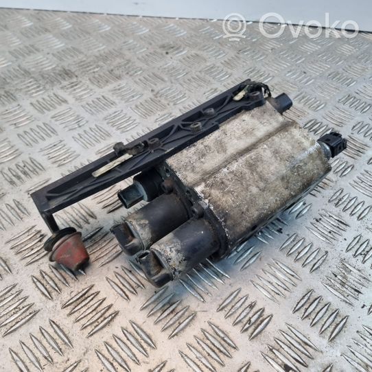 BMW 7 E65 E66 Aktīvā stabilizatora vadības bloks 6758704