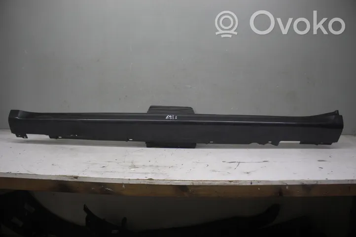 Porsche Macan Front sill (body part) LISTWA