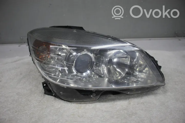 Mercedes-Benz C W204 Phare frontale A2048208461