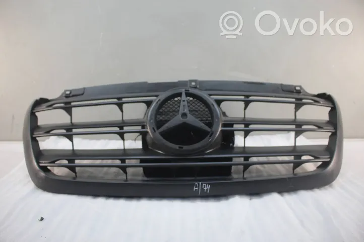 Mercedes-Benz Sprinter W907 W910 Griglia anteriore 