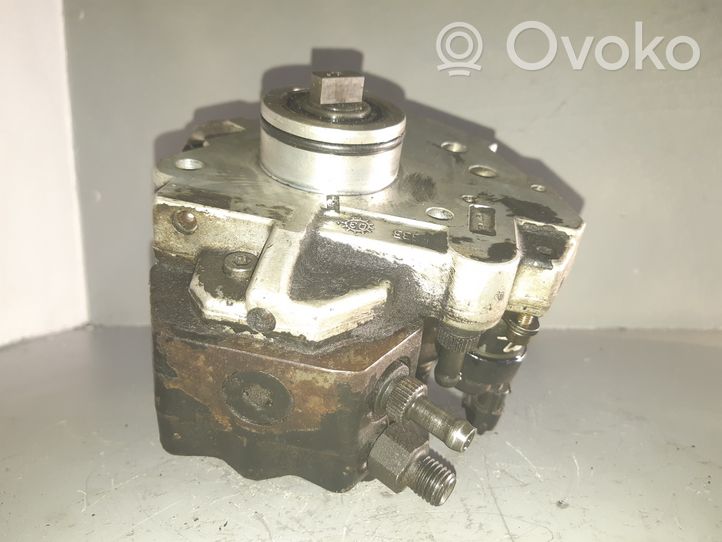 Volvo XC90 Polttoaineen ruiskutuksen suurpainepumppu 2044589