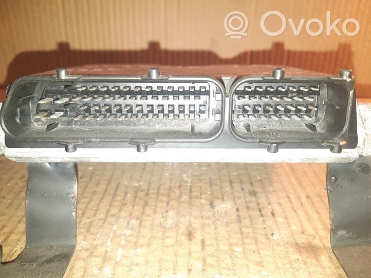 Skoda Octavia Mk1 (1U) Calculateur moteur ECU 038906018GM