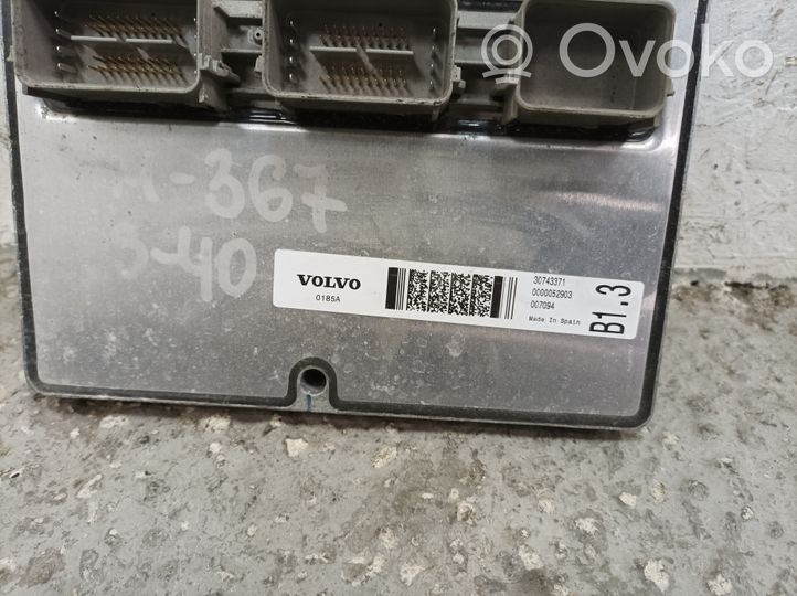Volvo S40 Dzinēja vadības bloks 30743371
