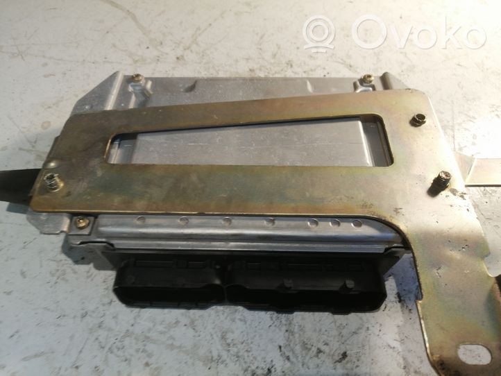 Hyundai Matrix Dzinēja vadības bloks 0281010695