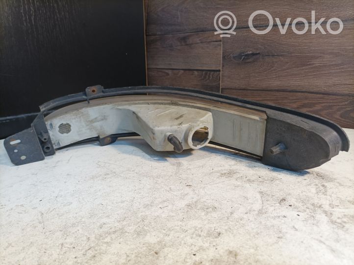 Ford Probe Indicatore di direzione paraurti anteriore 93810400