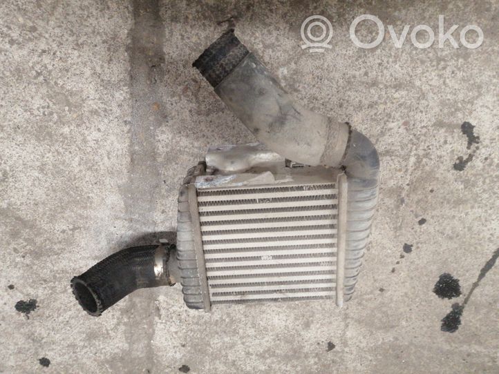 Hyundai Elantra Radiatore intercooler 