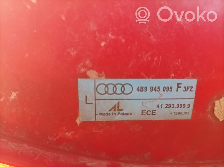 Audi A6 Allroad C5 Feux arrière / postérieurs 