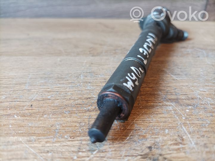 Hyundai Trajet Injecteur de carburant 3380027000