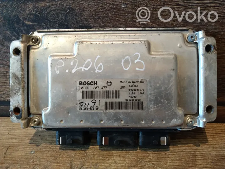 Peugeot 206 Sterownik / Moduł ECU 0261207477