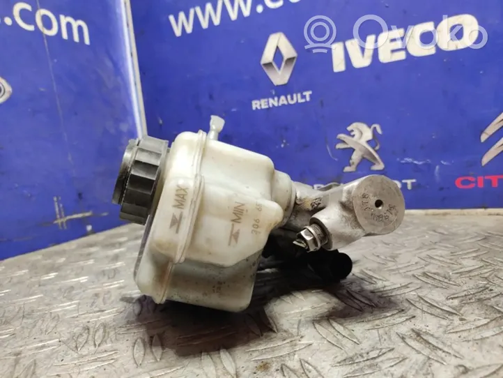 Volkswagen Eos Brake booster 1K1611301D