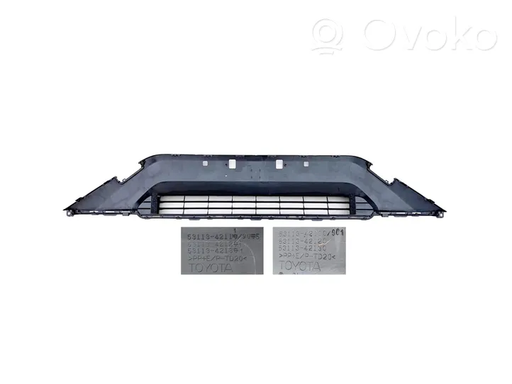 Toyota RAV 4 (XA50) Grille calandre supérieure de pare-chocs avant 53113-42121